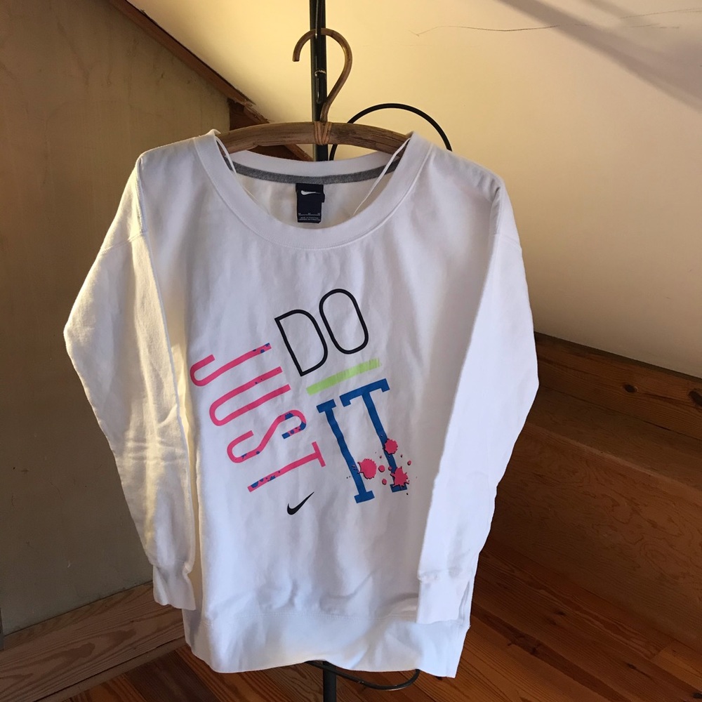 Nike White Crew Neck Just Do It Sweater, EUC, M